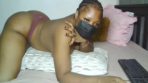 Snapshot of sexyayira chatting on 04-04-26, 09:56 sexyayira online show from 04-04-26, 09:56