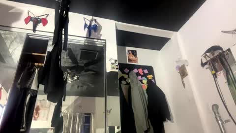 sexybeaner1134 online show from 12-25-24, 06:20