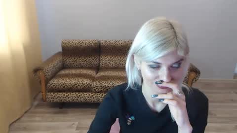 sexybeatriice online show from 12-24-24, 10:33