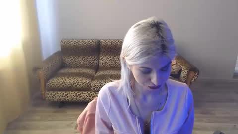 sexybeatriice online show from 01-12-25, 08:25