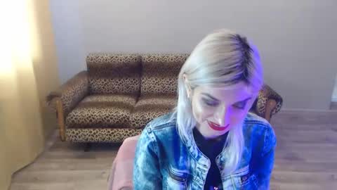 sexybeatriice online show from 01-25-25, 07:28