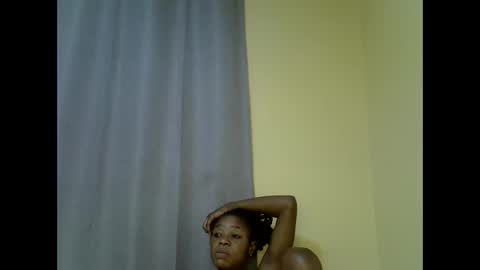 Snapshot of sexybianca56 chatting on 10-27-25, 10:58 sexybianca56 online show from 10-27-25, 10:58