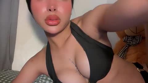 Snapshot of sexybite1 chatting on 10-29-25, 09:00 Seraphina Blaze online show from 10-29-25, 09:00