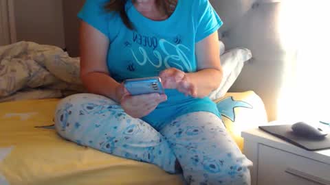 Snapshot of sexyblonde4u58 chatting on 12-23-24, 04:55 Sexyblonde4u58 online show from 12-23-24, 04:55