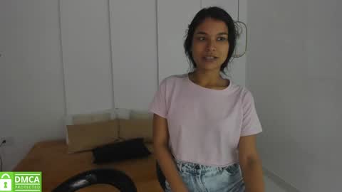 chanell and yina online show from 01-06-25, 12:46