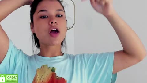 chanell and yina online show from 01-07-25, 06:45