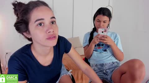 chanell and yina online show from 01-08-25, 06:41