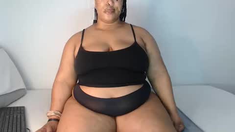 Snapshot of sexychill2000 chatting on 09-25-25, 09:07 SEXYCHILL online show from 09-25-25, 09:07