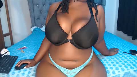 sexychocco online show from 09-25-25, 05:44