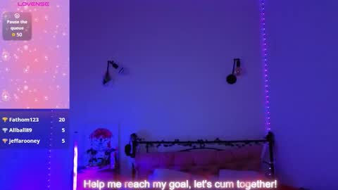 Snapshot of sexycocobutt chatting on 10-09-25, 06:55 Sophia online show from 10-09-25, 06:55