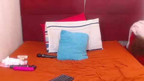 Snapshot of sexycoockiexx chatting on 11-26-25, 07:09 sexycoockiexx online show from 11-26-25, 07:09