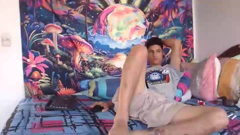 Mike online show from 12-18-25, 09:54