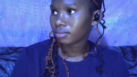 sexydoll002 online show from 11-04-25, 04:17