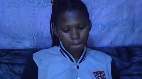 sexydoll002 online show from 11-17-25, 05:13