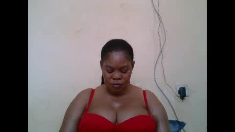 Snapshot of sexydove2 chatting on 11-20-25, 07:30 EMILY online show from 11-20-25, 07:30