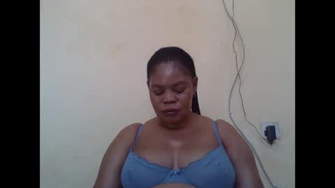 Snapshot of sexydove2 chatting on 11-22-25, 08:02 EMILY online show from 11-22-25, 08:02