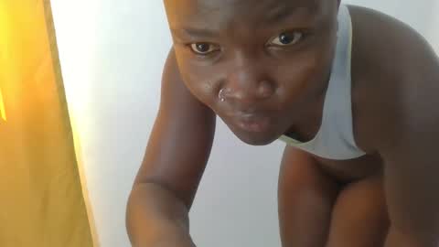 sexyebonny8 online show from 10-06-25, 05:38