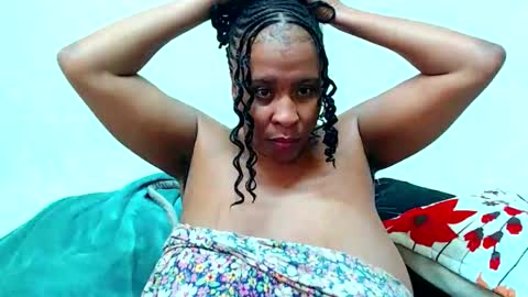 sexyebonylove89 online show from 02-16-26, 08:21