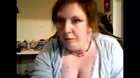 Snapshot of sexyemoprincess chatting on 10-01-25, 06:47 Wouldntyouliketoknow online show from 10-01-25, 06:47