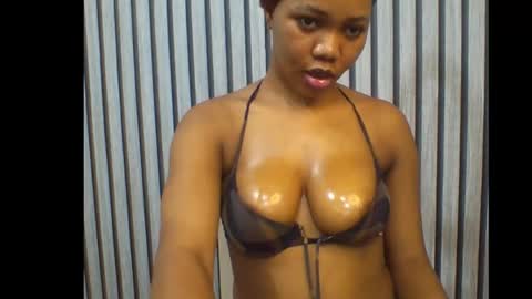 sexyeye368293 online show from 10-08-25, 07:55