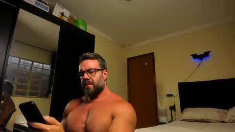 chris online show from 10-27-25, 07:18