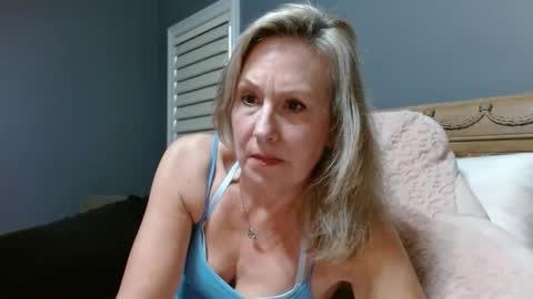 LisaisLuscious online show from 12-18-24, 03:00