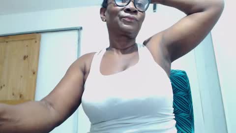 sexyhanny4u online show from 12-02-25, 05:13