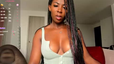 hotebony online show from 09-18-25, 01:35