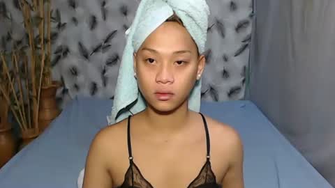 Snapshot of sexyhotrachelle chatting on 03-05-25, 11:49 Rachelle online show from 03-05-25, 11:49