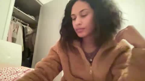 Jenny online show from 12-16-24, 01:10