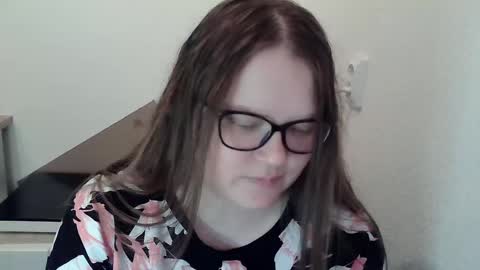 Snapshot of sexykitty_2 chatting on 12-05-24, 02:11 Kate online show from 12-05-24, 02:11