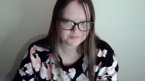 Snapshot of sexykitty_2 chatting on 12-10-24, 05:00 Kate online show from 12-10-24, 05:00