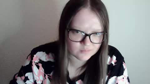 Snapshot of sexykitty_2 chatting on 12-13-24, 07:32 Kate online show from 12-13-24, 07:32