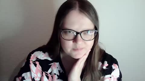 Snapshot of sexykitty_2 chatting on 12-14-24, 04:52 Kate online show from 12-14-24, 04:52