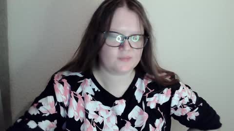 Snapshot of sexykitty_2 chatting on 12-27-24, 12:29 Kate online show from 12-27-24, 12:29