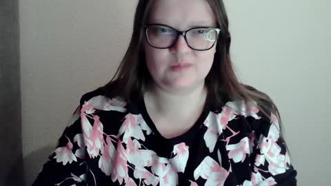 Snapshot of sexykitty_2 chatting on 01-11-25, 04:16 Kate online show from 01-11-25, 04:16