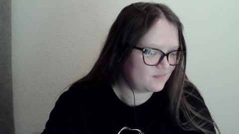 Snapshot of sexykitty_2 chatting on 01-29-25, 03:33 Kate online show from 01-29-25, 03:33