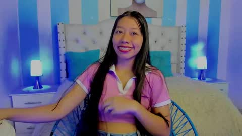 laura online show from 12-17-24, 11:49