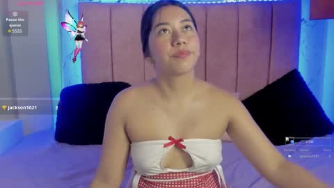 Snapshot of sexylaurita4u chatting on 11-19-25, 04:51 laura online show from 11-19-25, 04:51