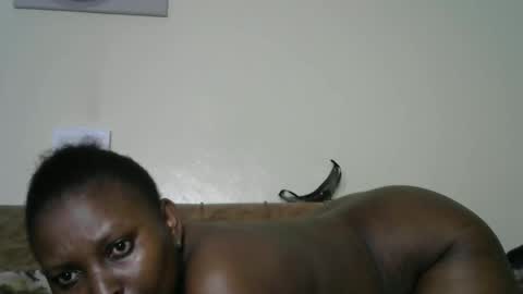 sexylavine_ online show from 12-14-25, 09:36