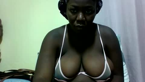 sexylicious_ online show from 09-29-25, 02:22
