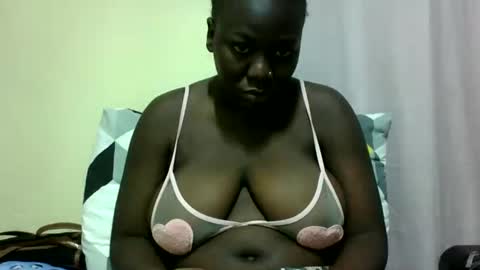 sexylicious_ online show from 10-06-25, 12:13