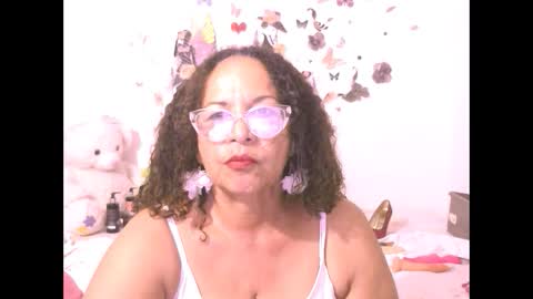 Snapshot of sexylilith421 chatting on 09-14-25, 03:38 Sexy Lilith online show from 09-14-25, 03:38