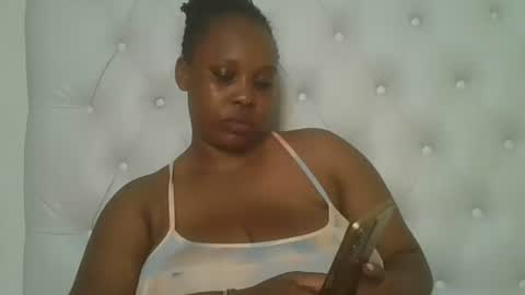 lily online show from 11-23-25, 06:19