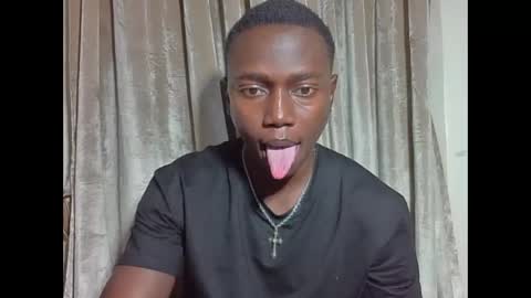 sexylinkebony2 online show from 02-27-26, 09:59