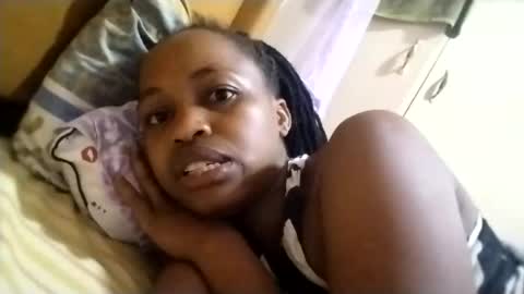 Snapshot of sexylove388 chatting on 10-22-25, 04:40 Sexylove388 online show from 10-22-25, 04:40