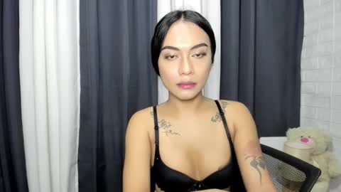 Snapshot of sexylovesappira chatting on 10-30-25, 12:28 maxine online show from 10-30-25, 12:28