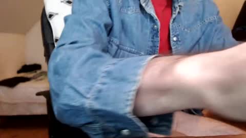 Snapshot of sexyman_fr chatting on 01-03-25, 07:07 Vincent Vega online show from 01-03-25, 07:07