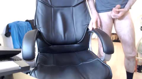 Snapshot of sexyman_fr chatting on 01-23-25, 06:14 Vincent Vega online show from 01-23-25, 06:14