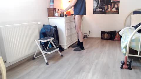 Snapshot of sexyman_fr chatting on 03-01-25, 12:34 Vincent Vega online show from 03-01-25, 12:34